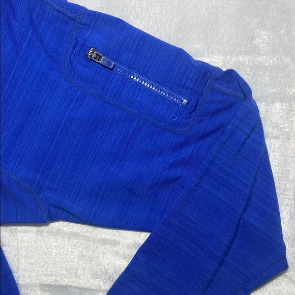 Athleta Women's Vibrant Blue Long Sleeve Top - Picture 5 of 7